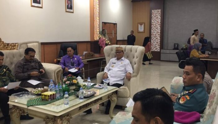 Bupati Ismet Sebut Ratusan Hektar Sawah Terdampak akibat Musim Kemarau