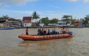 Pencarian 11 Wisatawan Asing