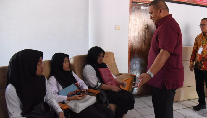 Rektor UNG Motivasi Calon Mahasiswa Ikuti Seleksi Mandiri CBT 2026