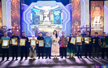 SUMO Foundation Guyur Bonus Rp25 Juta Setiap Orang ke 10 Tokoh/Pelajar Inspiratif di Gorontalo