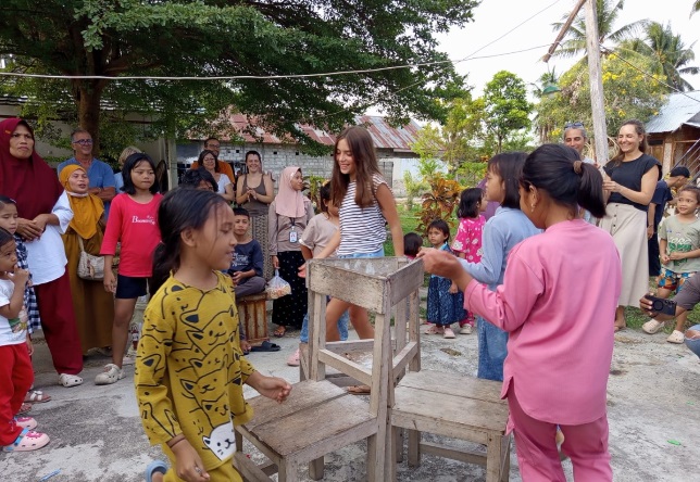 HUT RI Meriah
