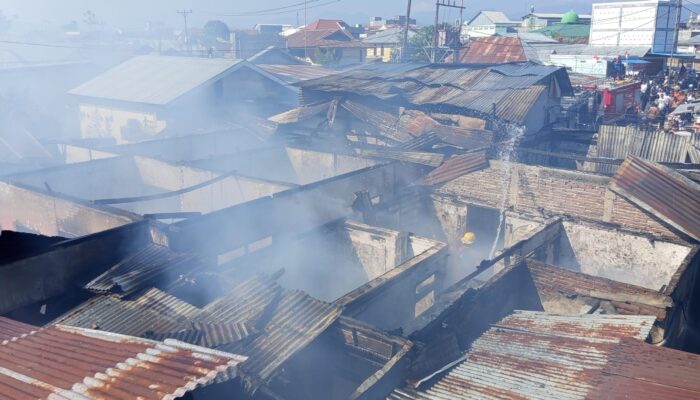 Dua Rumah Warga di Biawu Kota Gorontalo Hangus Terbakar, Api Diduga dari Dapur