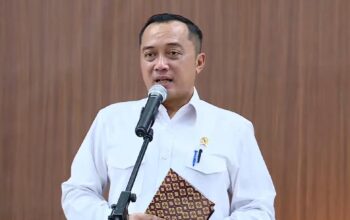 Mensesneg Serahkan Surpres Calon Gubernur BI ke DPR hingga Soroti Karhutla