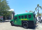 Kejati Gorontalo Kembali Periksa Fikram Salilama, Mobil Tahanan Juga Tiba di Kantor