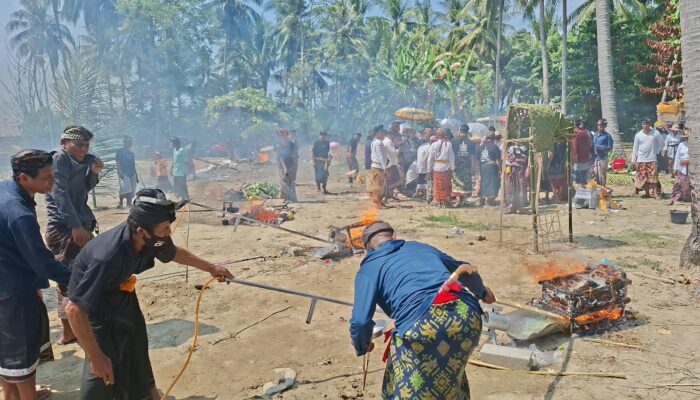 Tradisi Dijaga Bumi Dipijak: Etnis Bali di Parigi Moutong Sukses Gelar Ngaben Massal