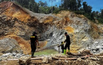 Polres Pohuwato Dibantu Ditreskrimsus Selidiki Longsor di Tambang Maut DAM