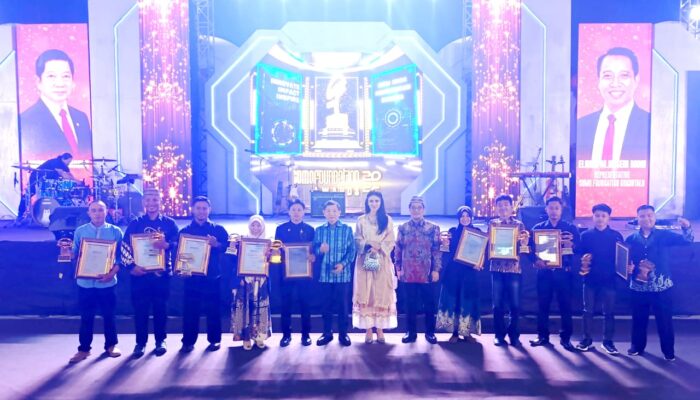 10 Tokoh/Pelajar Inspiratif di Gorontalo Terima Penghargaan SUMO Award 2026