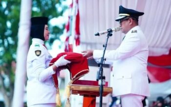 Upacara Penurunan Bendera