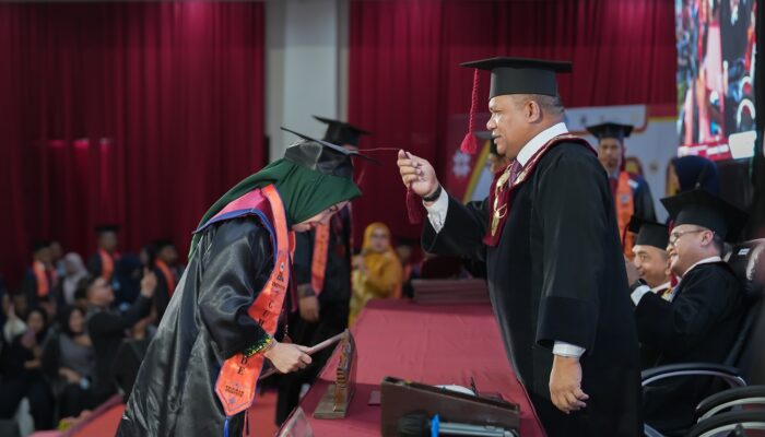 700 Lulusan UNG Jalani Prosesi Wisuda ke-62, Rektor Tekankan Pentingnya Karakter dan Inovasi