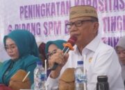 Bupati Ismet