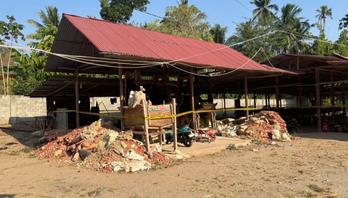 Krimsus Polda Gorontalo Police Line Lokasi Pengolahan PETI Suwawa Bone Bolango