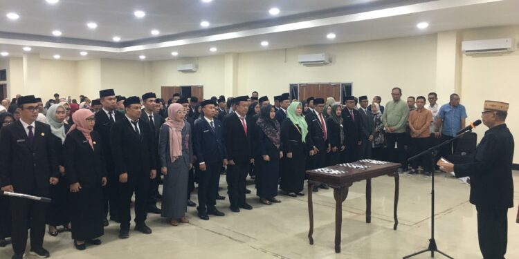 Bupati Ismet