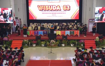 Wisuda UNG