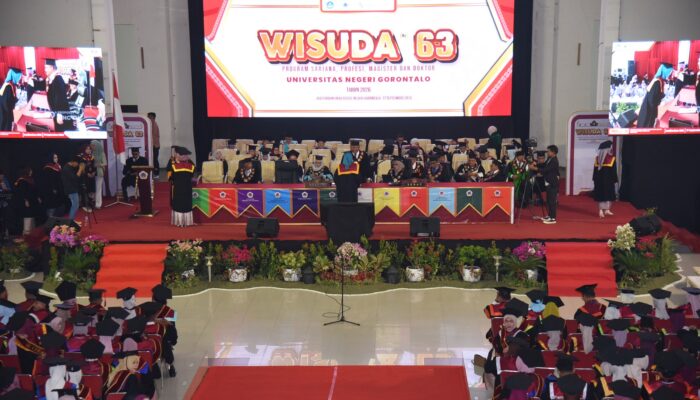 Pesan Rektor UNG kepada Wisudawan: Hadapi Tantangan Zaman dengan Inovasi