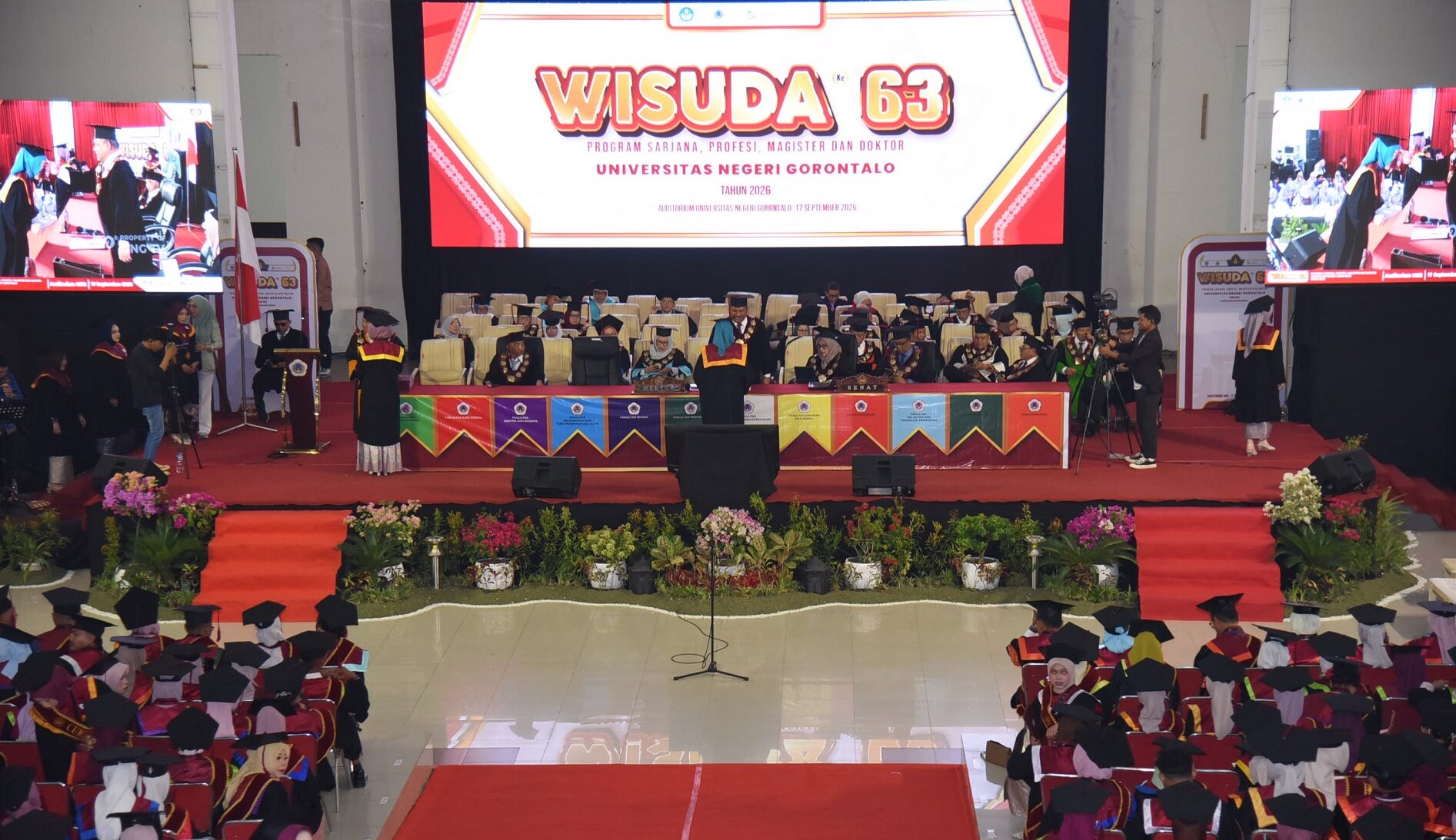 Wisuda UNG