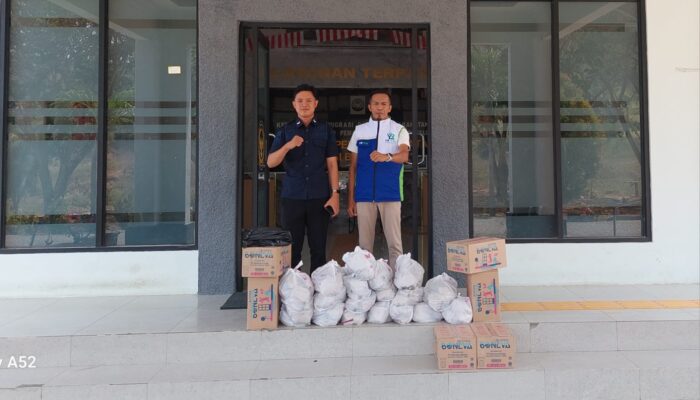 Yayasan YR TIM Konsisten Bagi-bagi Sembako di Jumat Berkah