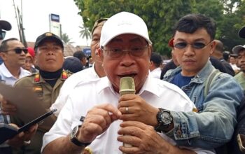 Pimpin Demonstrasi di Polda Gorontalo, Adhan Dambea Jelaskan Dua Tuntutan Massa