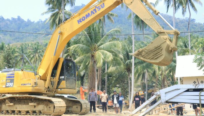 Polres Pohuwato Tangkap 5 Penambang Serta 4 Excavator di PETI Popayato Barat