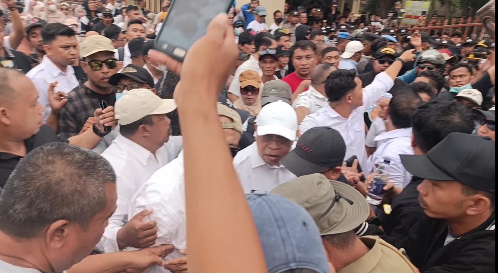 Demo Polda Gorontalo