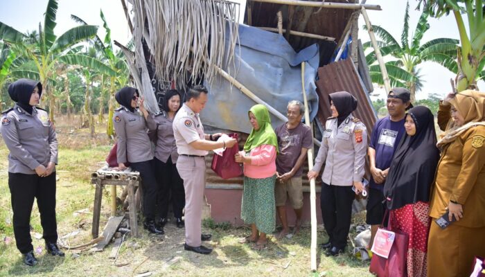 Sambut Hari Jadi Humas Polri ke-75, Bidhumas Polda Gorontalo Gelar Bakti Sosial