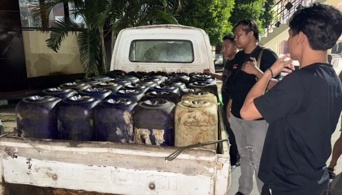 Polres Pohuwato Gagalkan Penyelundupan 2.450 liter Solar yang bakal Dipasok ke PETI