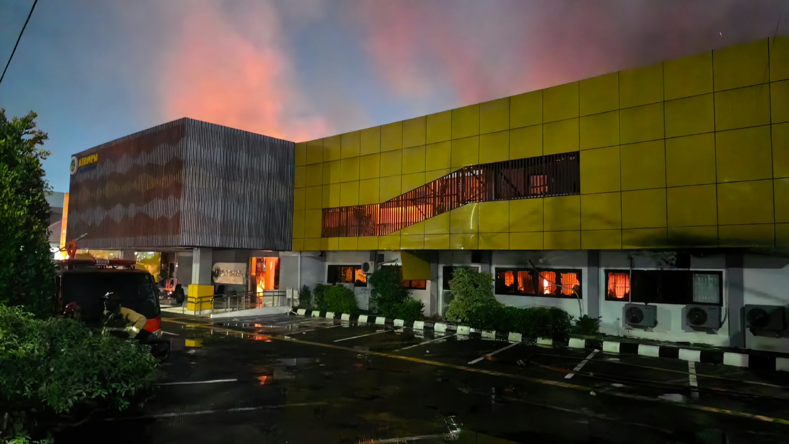 Kebakaran Kantah Karawang
