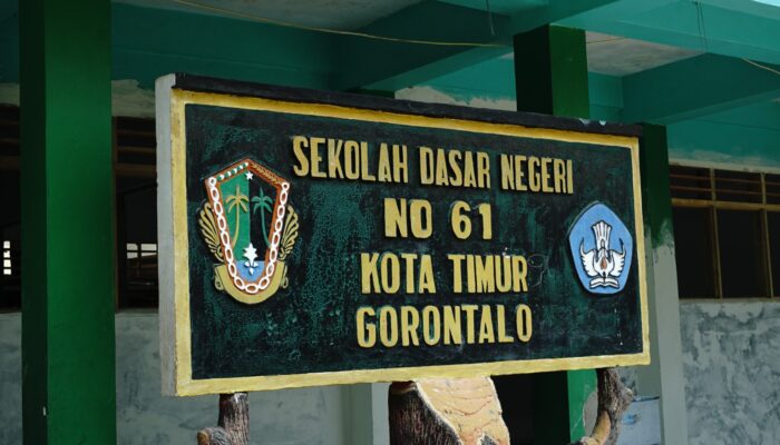 Kepala SDN 61 Kota Timur Klarifikasi Kondisi Atap Sekolah, Bantah Ada Keretakan